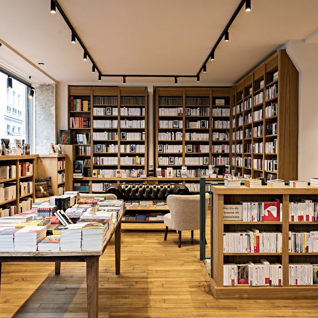 Librairie Livres et Parlotte 1